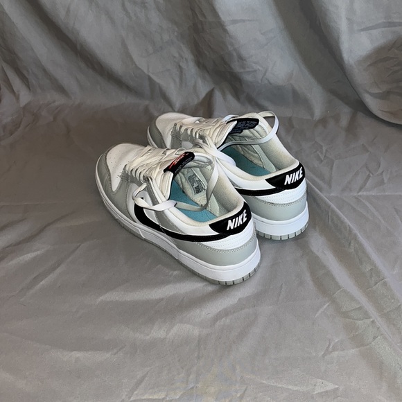 Nike Jackpot Dunks - Picture 4 of 4